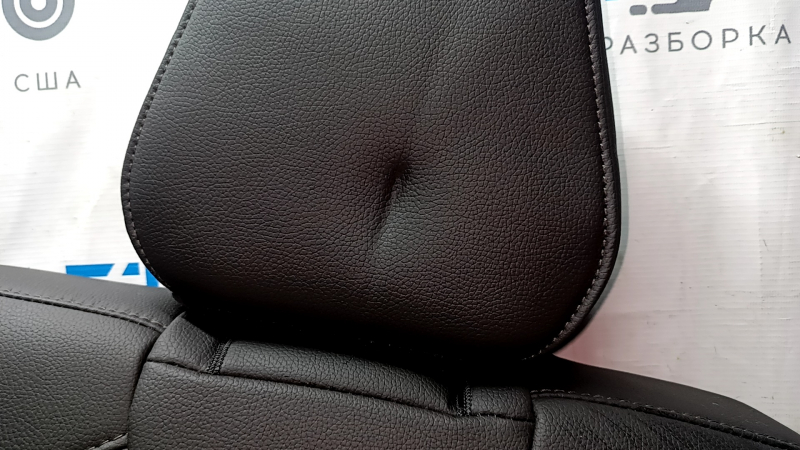 Кожаная спинка 3 ряда сидений Acura MDX 2014-2020, на фото видно состояние с близкого расстояния