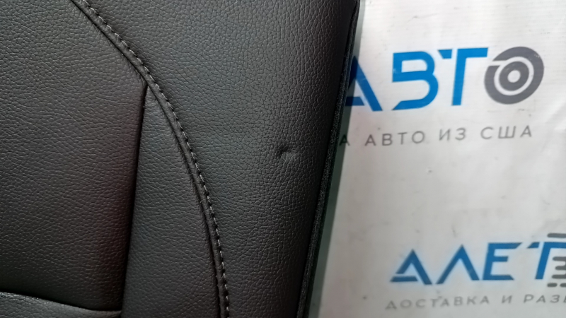 Дефекты на кожаной обивке спинки Acura MDX 2014-2020, ракурс сбоку