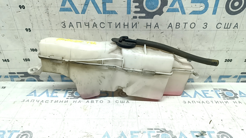 Расширительный бачок охлаждения Toyota Avalon 13-18 с крышкой