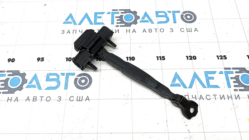 Ограничитель двери задней правой Mazda CX-50 23-26