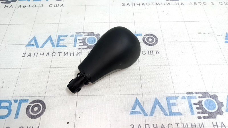Ручка КПП Jeep Cherokee KL 19-21 черная, кожа, потерта, царапины
