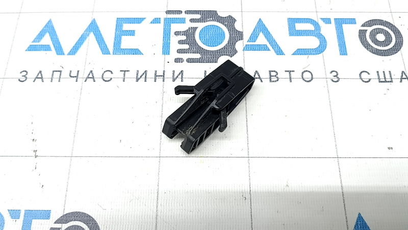 Крепление переднего бампера правое Mazda CX-50 23-26