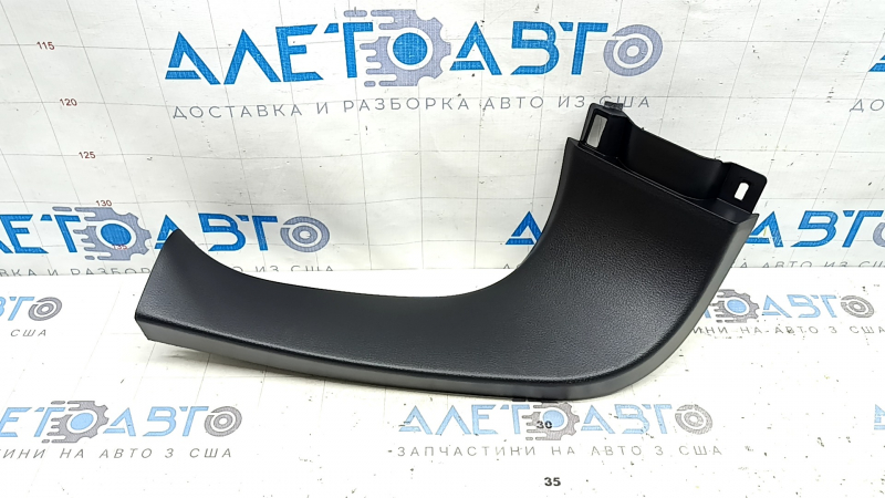 Обшивка двери багажника левая Mazda CX-50 23-26 черная, надломано крепление