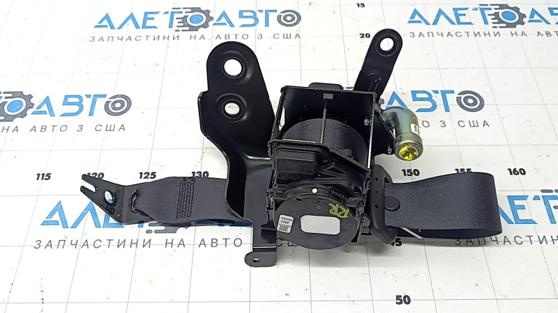 Ремень безопасности задний правый с пиропатроном Mazda CX-50 23-26 черный