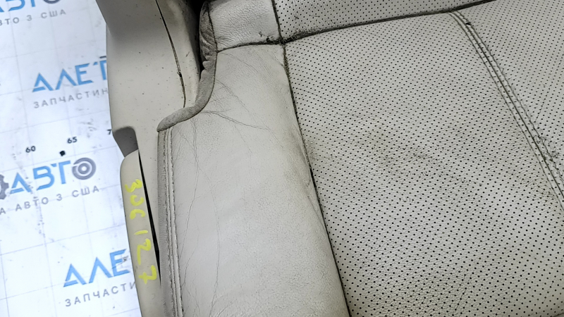 Задний ряд сидений 2 ряд правое Nissan Pathfinder 13-14 кожа бежевая, замята, под химчистку