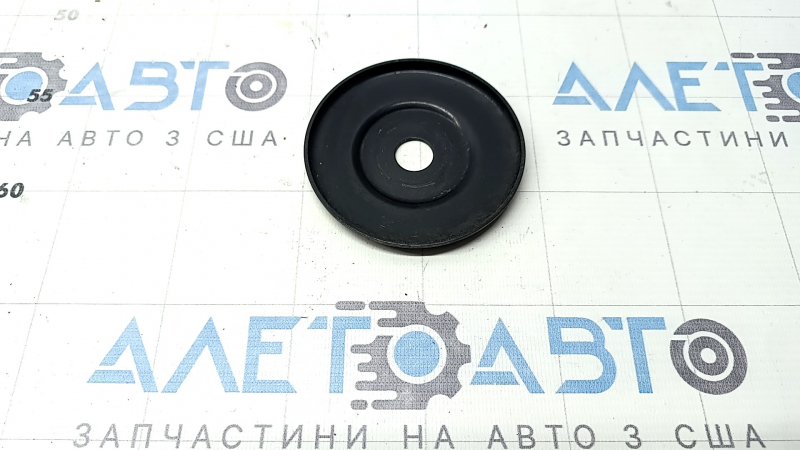 Опорная шайба крепления заднего подрамника правая Toyota Camry v70 18-24