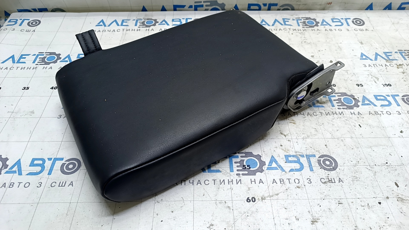 Подлокотник для Infiniti QX50/QX55 2019-2025 с оригинальным номером, вид сверху.