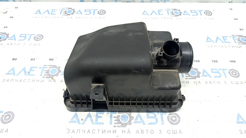 Верхняя крышка корпуса воздушного фильтра Mazda CX-50 23-24 2.5