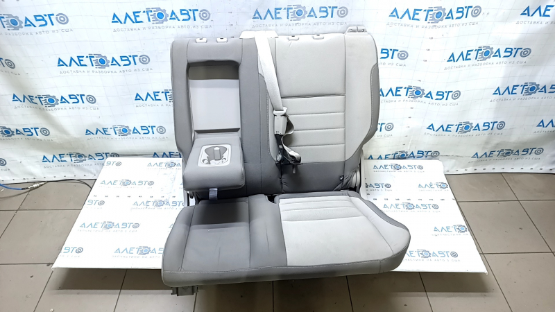 Задний ряд сидений 2 ряд левое Ford Escape MK3 13-16 ткань бежевая, надрывы