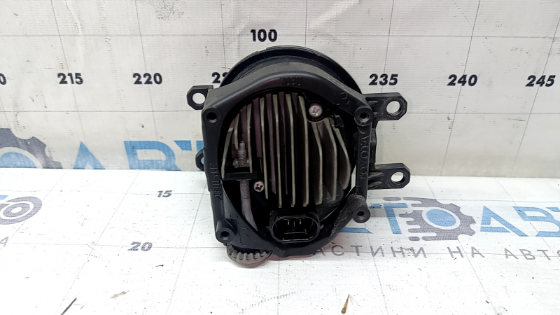 Противотуманная фара птф правая Lexus ES300h ES350 13-18 LED, песок