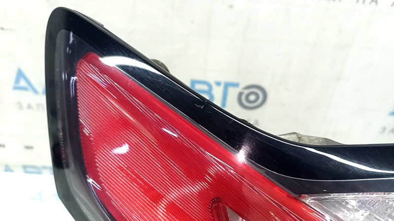 Фонарь внутренний крышка багажника правый Ford Edge 19-22 рест Titanium, ST, царапины
