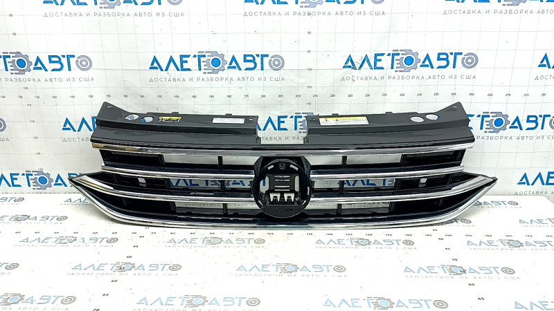 Решетка радиатора grill VW Tiguan 22-24 без эмблемы, под радар