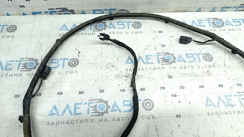 Проводка заднего бампера Ford Edge 19-24 под парктроники и датчик открывания ногой багажника, обрезана