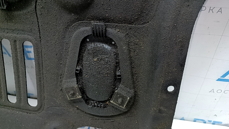 Защита двигателя Hyundai Ioniq 17-22 HEV, PHEV промаслена, надрывы, примята