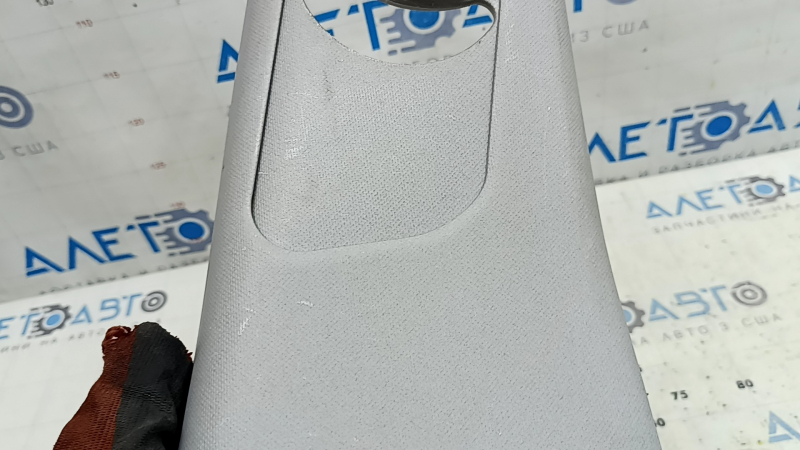Накладка центральной стойки верхняя ремень правая Hyundai Elantra UD 11-16 серая, царапины