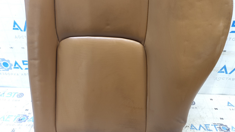 Спинка заднего ряда Lexus CT200h 2011-2013, форм-фактор, небольшие следы использования.