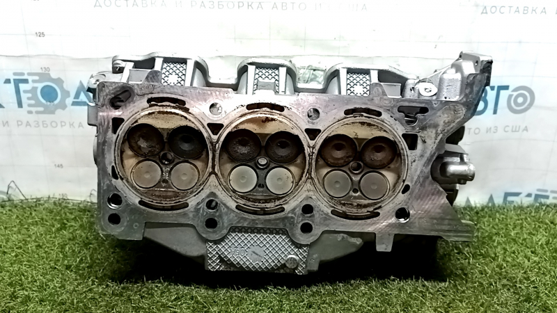 Головка блока цилиндров в сборе левая Chrysler Pacifica 17-20 3.6
