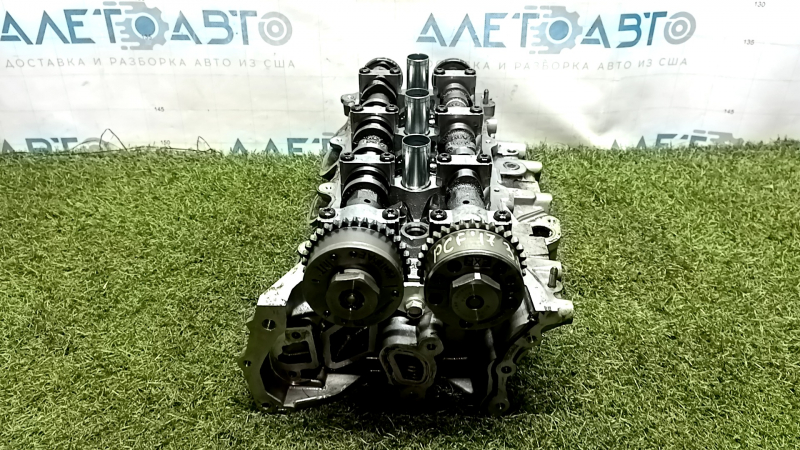 Головка блока цилиндров в сборе левая Chrysler Pacifica 17-20 3.6