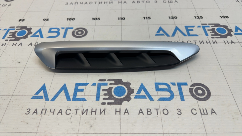 Накладка воздуховода на крыле передняя правая BMW X3 G01 18-24 матовый хром, X-line