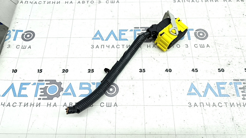 Фишка на модуль srs airbag компьютер подушек безопасности Buick Encore 18-22 большая