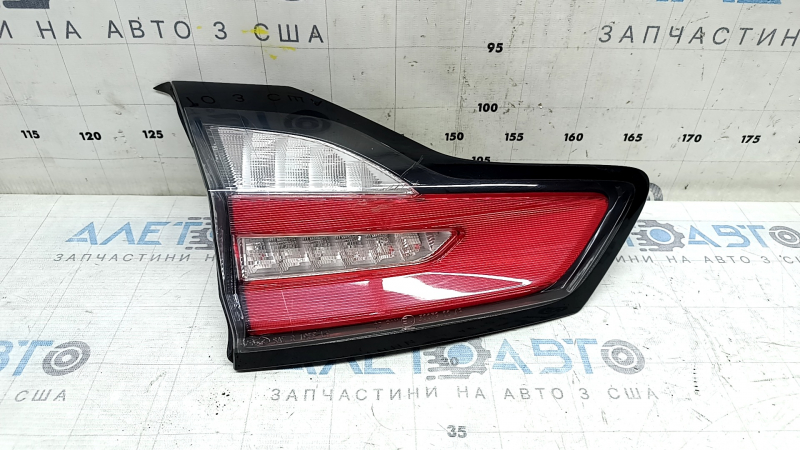 Фонарь внутренний крышка багажника левый Ford Edge 19-22 рест Titanium, ST, царапины