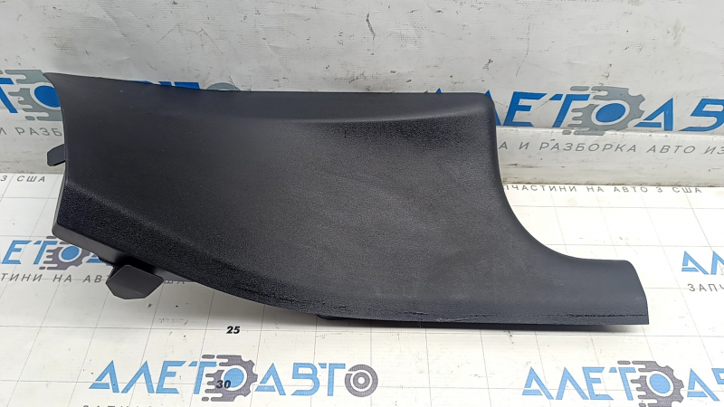 Накладка порога задняя правая Tesla Model Y 20-25 черн, тип 2, царапины