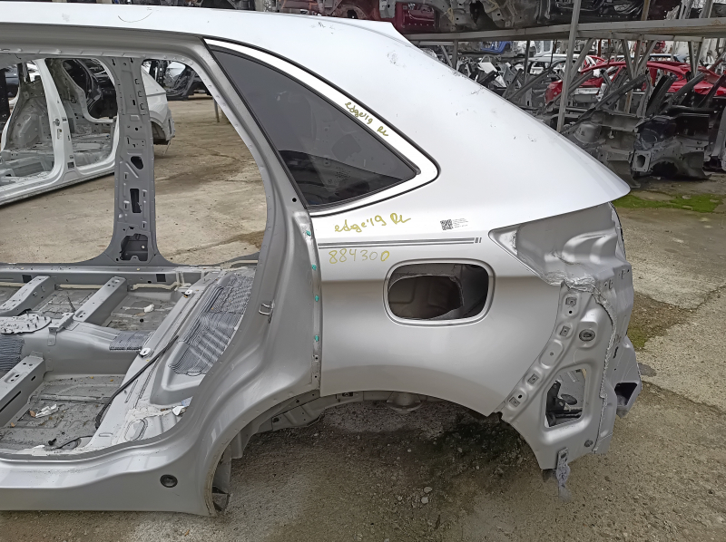 Четверть крыло задняя левая Ford Edge 19-24 на кузове, серебро
