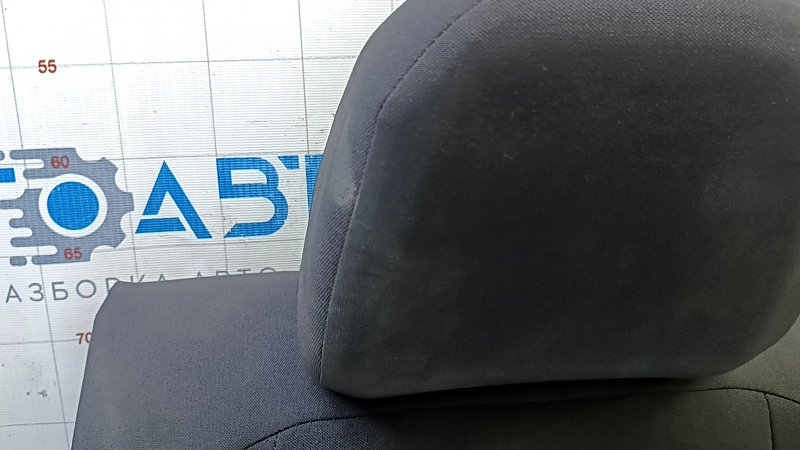 Боковой вид спинки заднего сидения VW Jetta, без повреждений