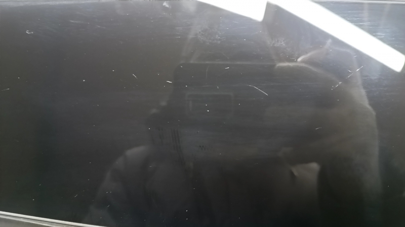 Накладка центральной стойки наружняя левая Tesla Model Y 20-25 с камерой, царапины