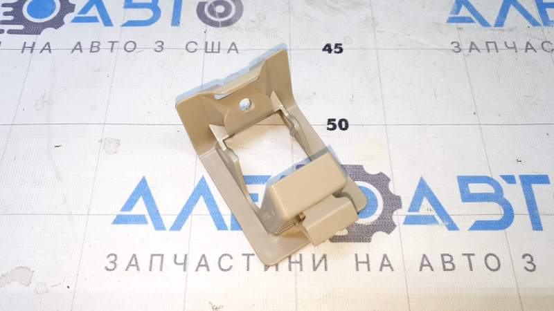 Накладка Isofix заднего ряда сидений Toyota Camry v70 18-24 бежевая