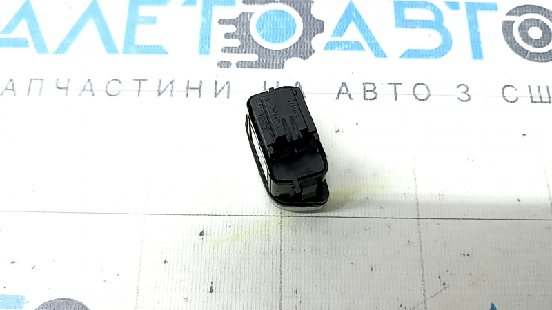 Кнопка центрального замка двери передней левой Ford C-max MK2 13-18