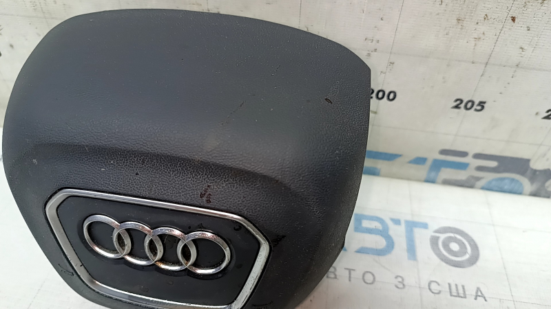 Подушка безопасности airbag в руль водительская Audi Q5 80A 18-21 серая, тип 1, царапины, под чистку
