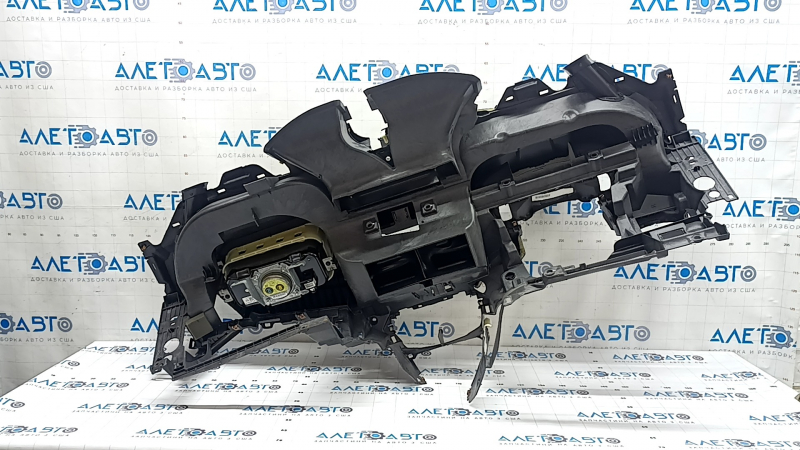 Задняя часть торпедо для Ford C-Max 2013-2018, вид сверху, без повреждений, AIRBAG в наличии.