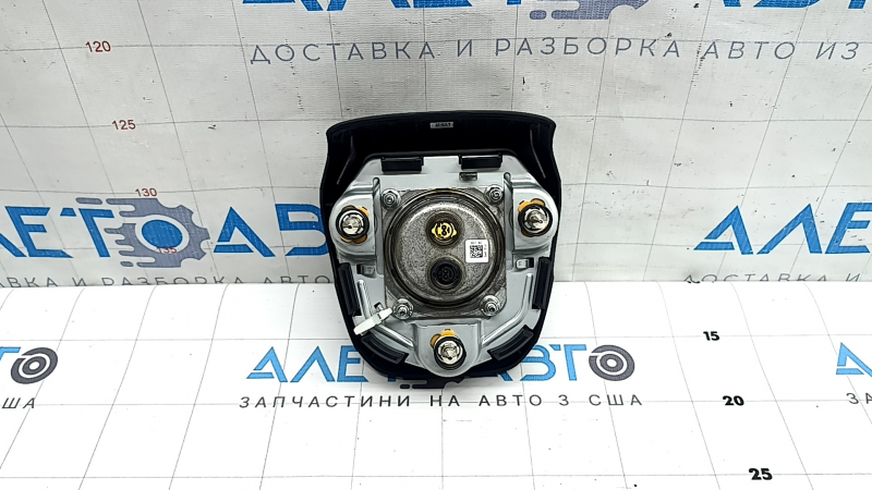 Подушка безопасности airbag в руль водительская Mitsubishi Outlander 22-26 черная, примята