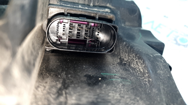 Фара передняя левая в сборе Audi Q5 80A 18-20 LED, песок, потертость