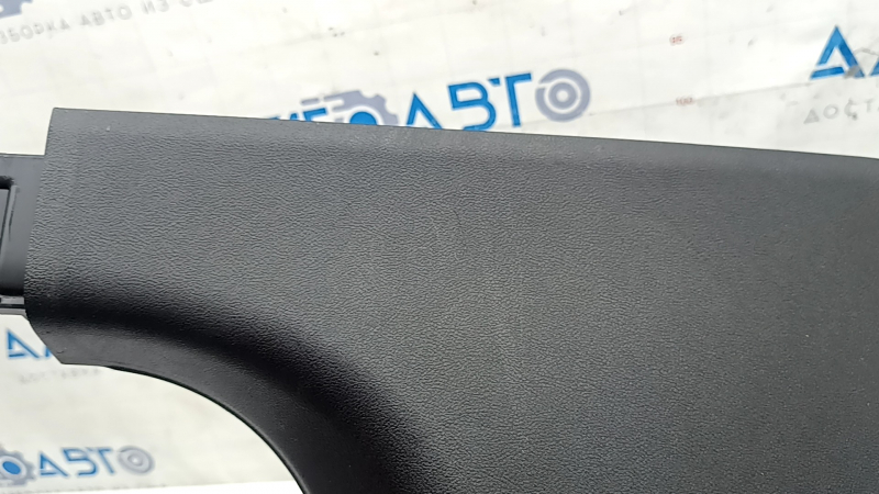 Накладка центральной стойки нижняя правая BMW 3 G20 19-26 черная, царапины