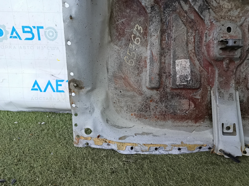 Корыто багажника Volvo XC90 16-19 T5, T6 высверлено, примято
