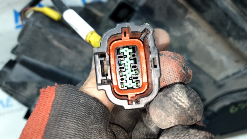 Фара передняя правая Nissan Rogue 21-23 LED SL, SV, песок