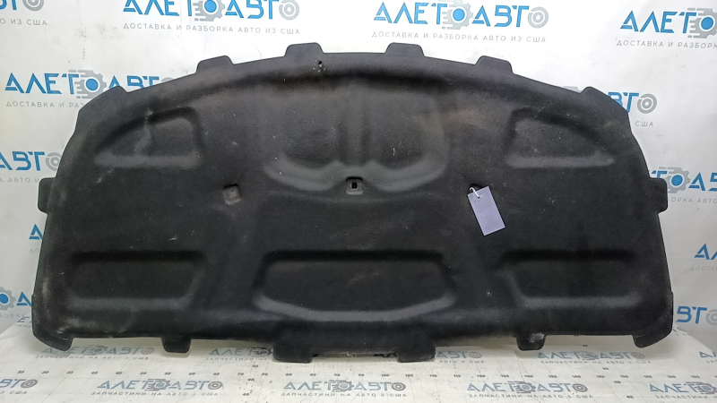Изоляция капота Audi A4 B9 17-25 надрыв