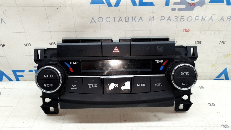 Передний вид детали управления климат-контролем для Toyota Camry 2015-2017