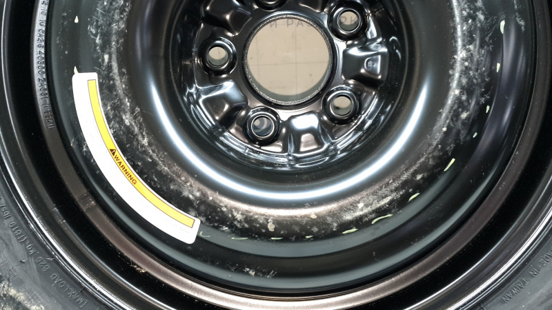 Запасное колесо докатка Nissan Rogue 14-20 R17 155/90, царапины