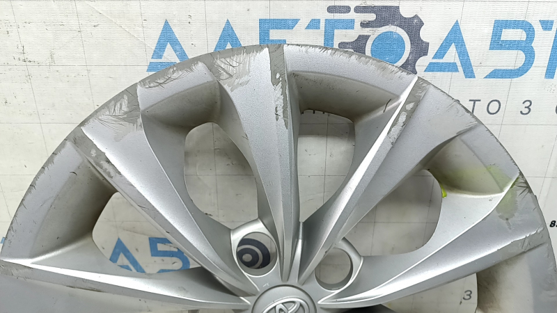 Колпак колесный R16 5*114.3 Toyota Camry v55 15-17 бордюрка, под покраску