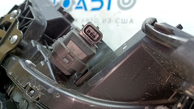 Фара передняя правая Nissan Ariya 23-26 LED