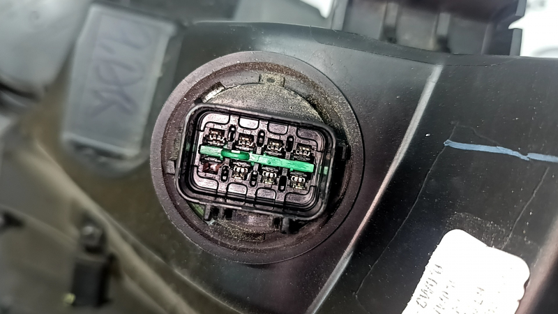 Дневной ходовой огонь DRL в сборе левый Hyundai Tucson 22-24 LED, серый, надломаны крепления, сломаны крепления