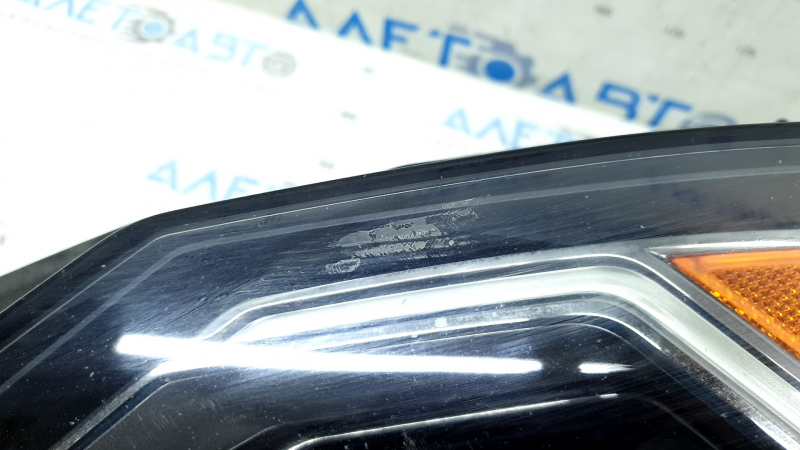 Фара передняя правая в сборе Audi A6 C8 19-24 LED, Matrix beam с уплотнителем, паутинка, песок, царапины