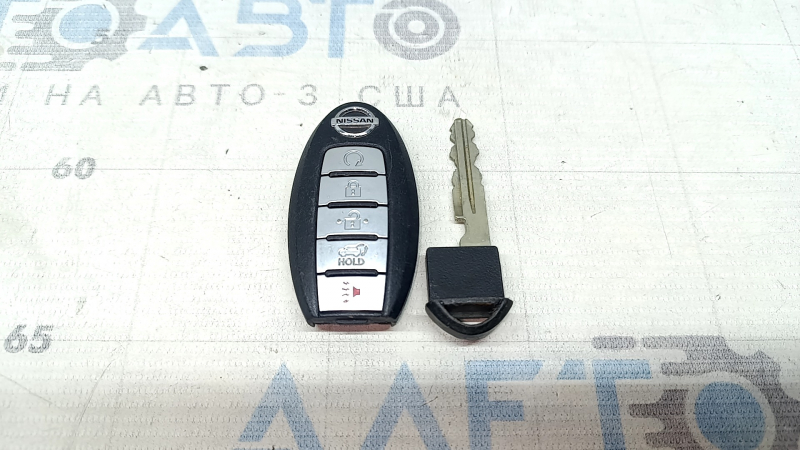 Ключ smart key Nissan Rogue 17-19 5 кнопок, потерт, царапина