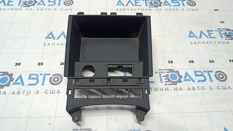 Вставка центральной консоли задний VW Jetta 11-18 USA тип 1