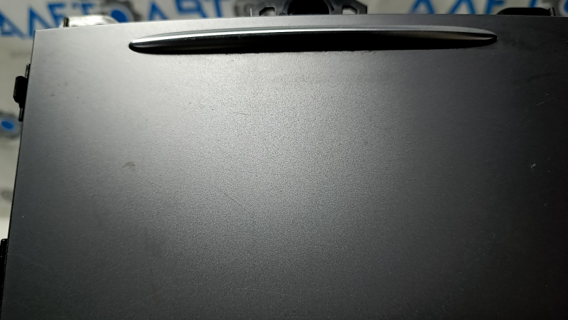 Крышка бокс кармана центральной консоли Tesla Model 3 21-23 серая, царапины