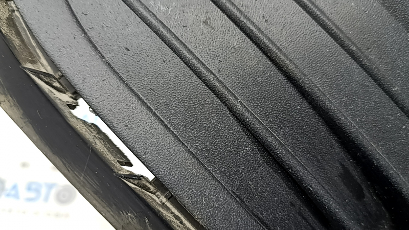 Решетка бампера левая VW Jetta 19-21 структура, без птф, песок