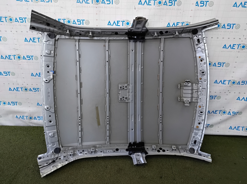 Крыша металл Toyota Camry v55 15-17 usa без люка, отпилена, коррозия
